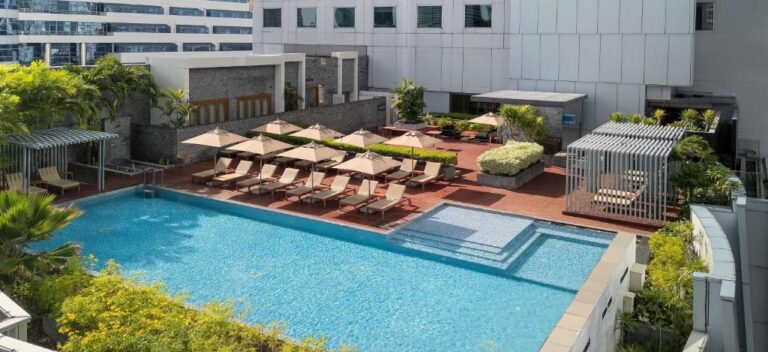 Radisson Blu Hotel Bangkok 5*