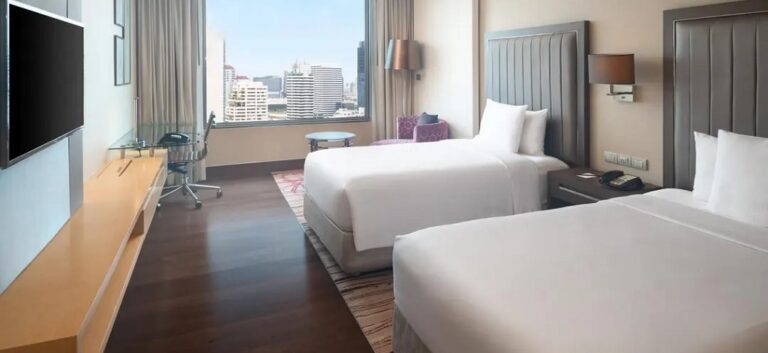 Radisson Blu Hotel Bangkok 5*