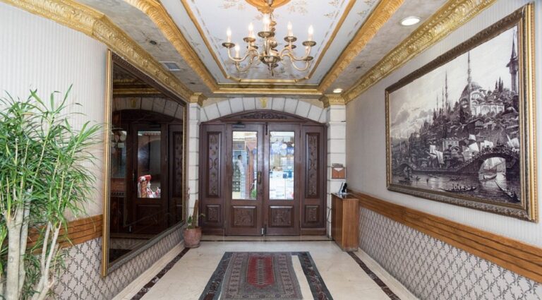 Seven Hills Hotel
