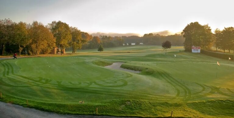 Izqui Golf Club