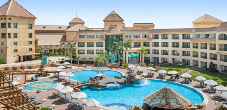 The Hilton Pyramids Golf Hotel resort 5*