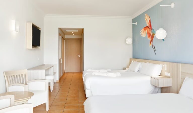 Iberostar Waves Founty Beach Hotel